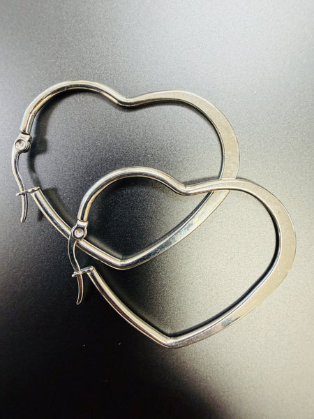 Asymmetrical Heart Hoop