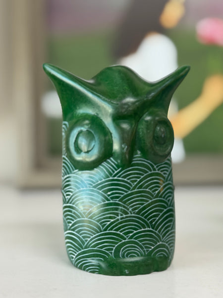 Handmade Soapstone Owl Paperweight/Hand Carved Miniature Figurines/Sculptures