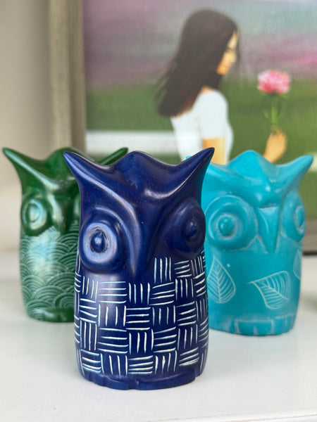 Handmade Soapstone Owl Paperweight/Hand Carved Miniature Figurines/Sculptures