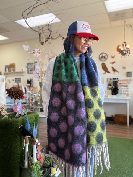Scarvii - Bold Retro Polka Blanket Scarf