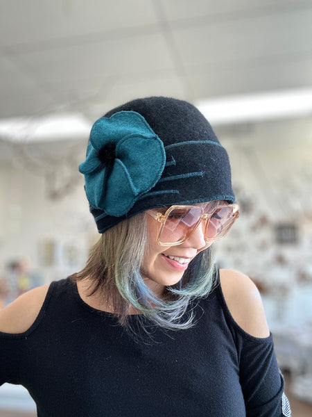Magnolia Hat : Lana Boiled Wool Hat With Flower Accents