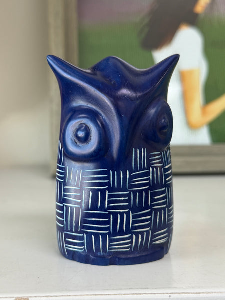 Handmade Soapstone Owl Paperweight/Hand Carved Miniature Figurines/Sculptures
