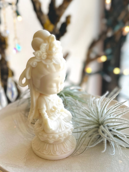 Beautiful White Kwan Yin Statue