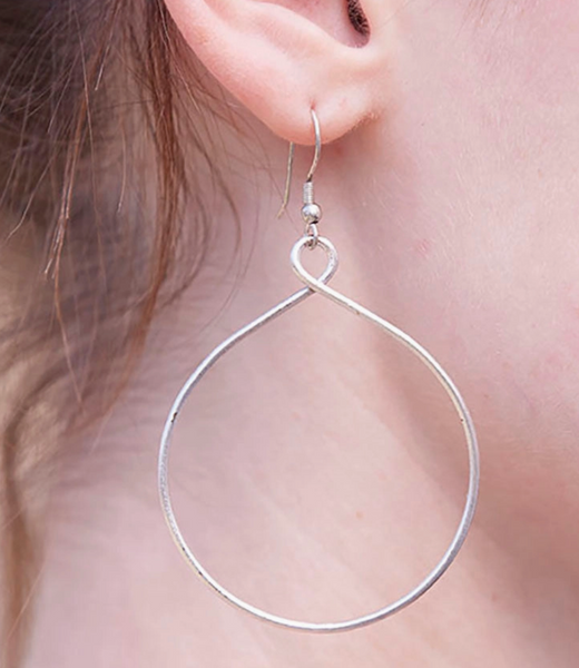 Twist Hoops