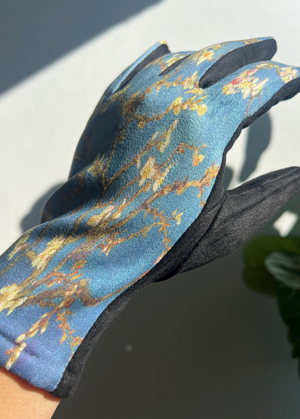 Art Inspired Texting Gloves