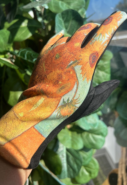 Art Inspired Texting Gloves