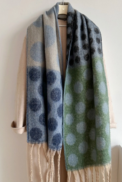 Scarvii - Bold Retro Polka Blanket Scarf