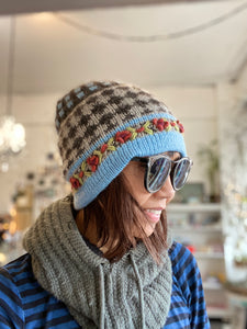 Hand Knited Artsy Artesania Alpaca Wool Beanie Hat