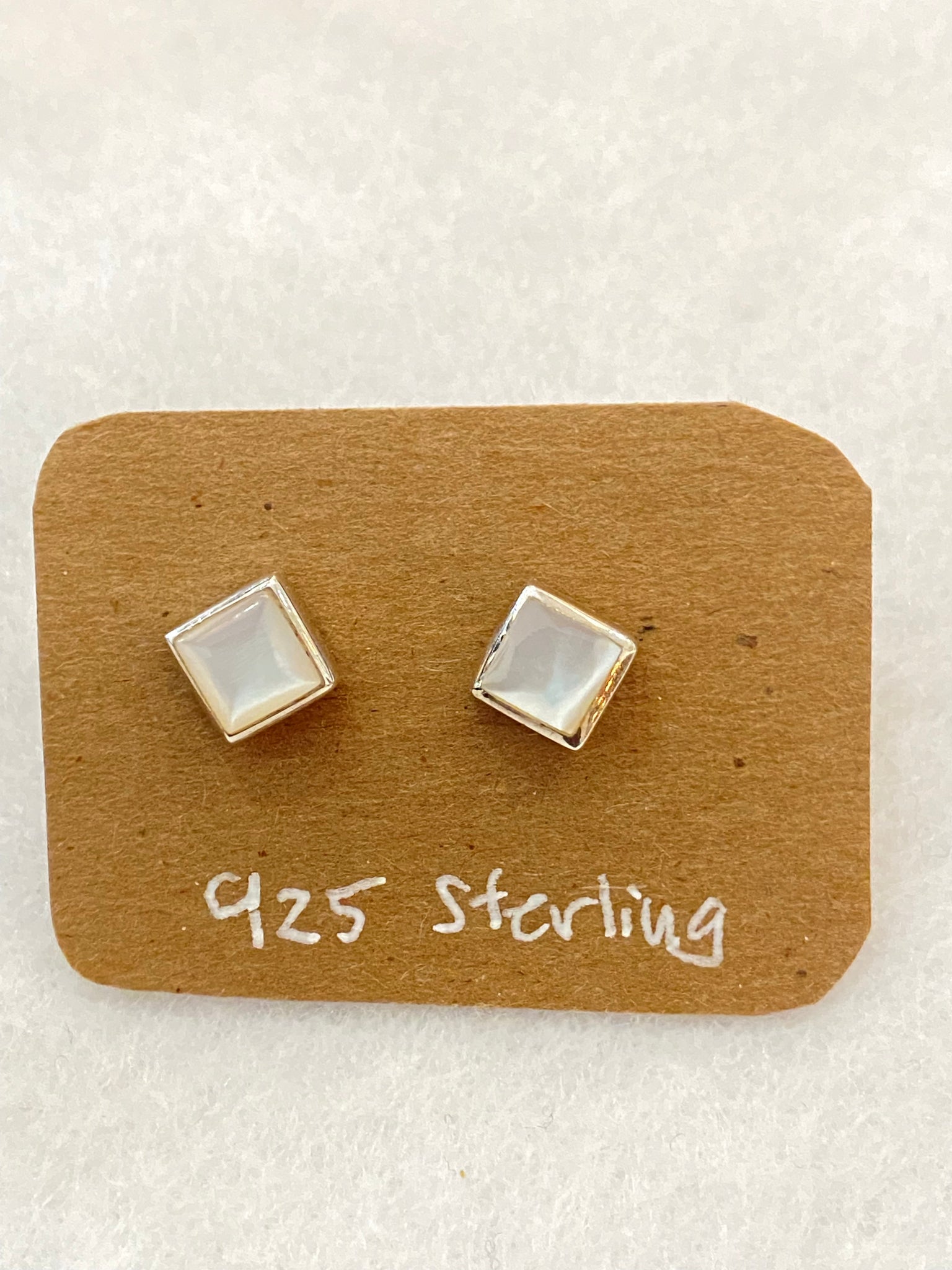 Post Mother of Pearl Square Earrings