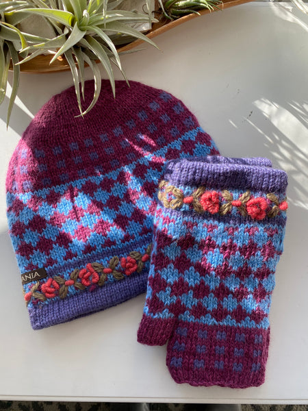 Hand Knited Artsy Artesania Alpaca Wool Beanie Hat