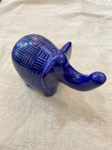 Handmade Soapstone Elephant Paperweight/Hand Carved Miniature Figurines/Sculptures