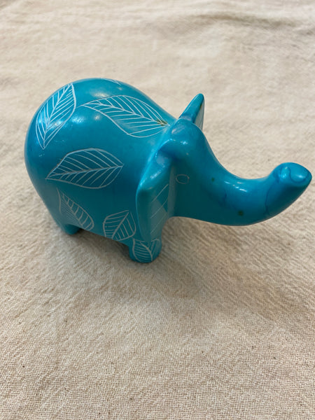 Handmade Soapstone Elephant Paperweight/Hand Carved Miniature Figurines/Sculptures